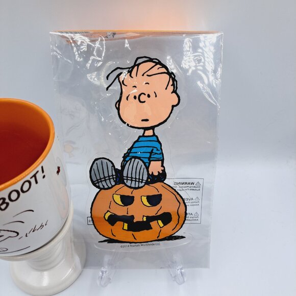 2024 Fall Autumn Peanuts Snoopy Football Mug & Charlie Brown Window Cling - Picture 2 of 8